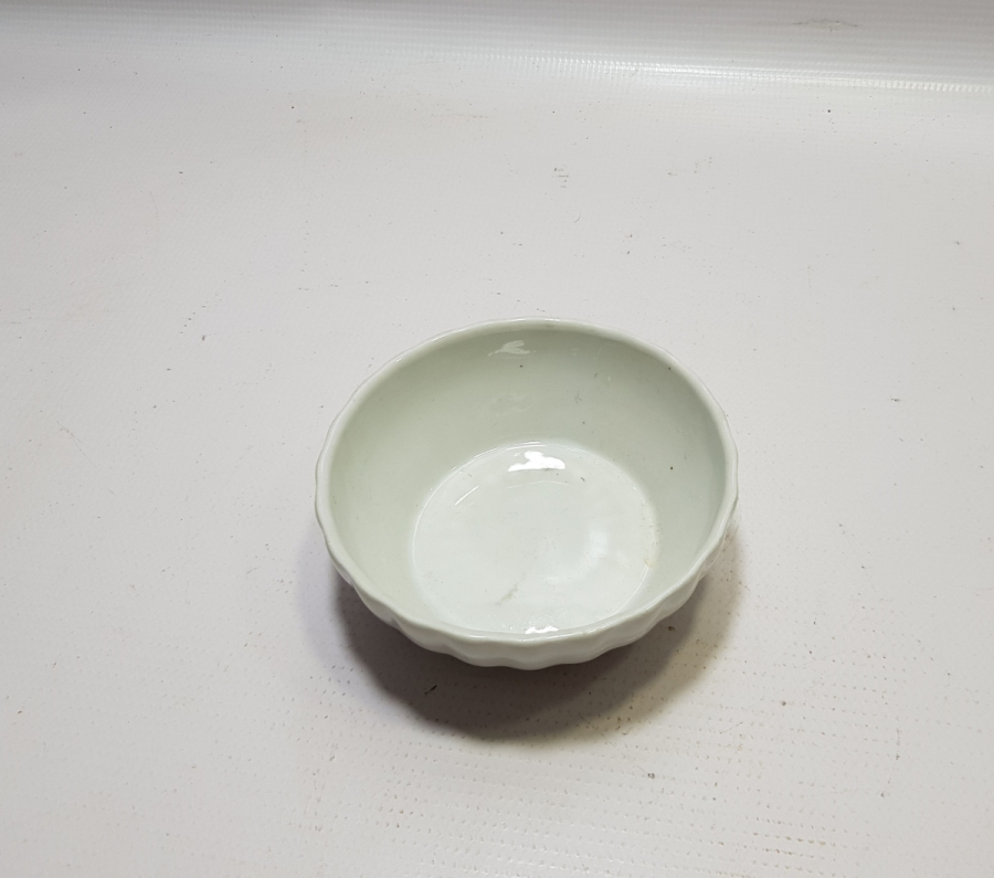 ÇEKOSLAVAKYA YAPIMI OSMANLI DÖNEMİ DİLİMLİ KASE