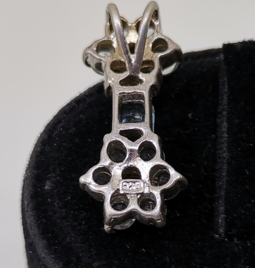 AQUAMARİN TAŞLI GÜMÜŞ KOLYE UCU