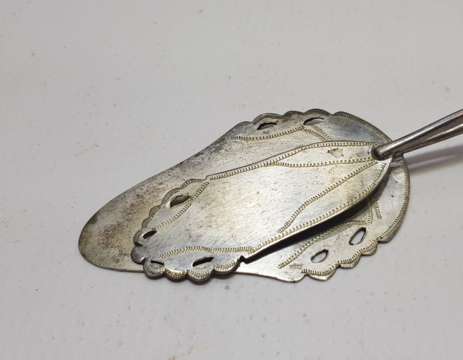 ANTİKA GÜMÜŞ PASTA MAŞASI