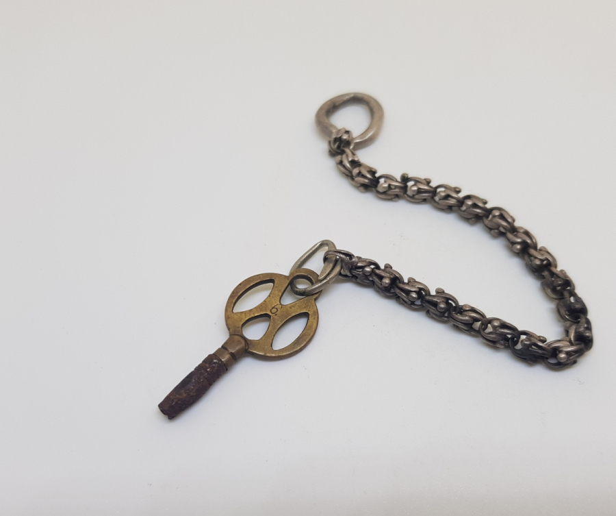 OSMANLI DÖNEMİ ARNAVUT ZİNCİRLİ CEP SAATİ ANAHTARI