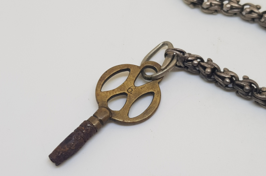 OSMANLI DÖNEMİ ARNAVUT ZİNCİRLİ CEP SAATİ ANAHTARI