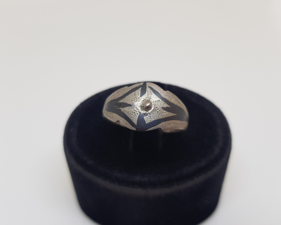 SAVAT İŞÇİLİKLİ ANTİKA YÜZÜK