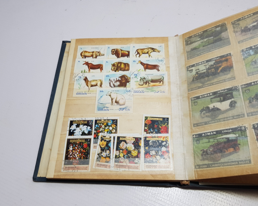 İÇİNDE PULLAR BULUNAN ANTİKA PUL ALBÜMÜ