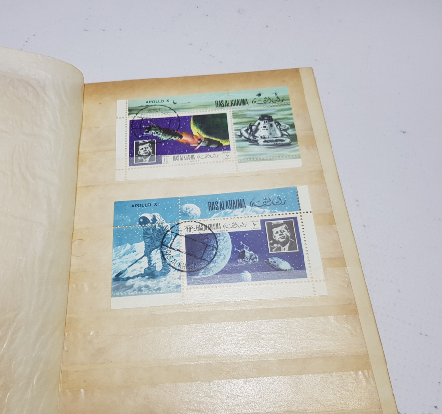 İÇİNDE PULLAR BULUNAN ANTİKA PUL ALBÜMÜ