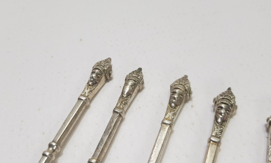 ANTİKA GÜMÜŞ ÇATAL TAKIMI