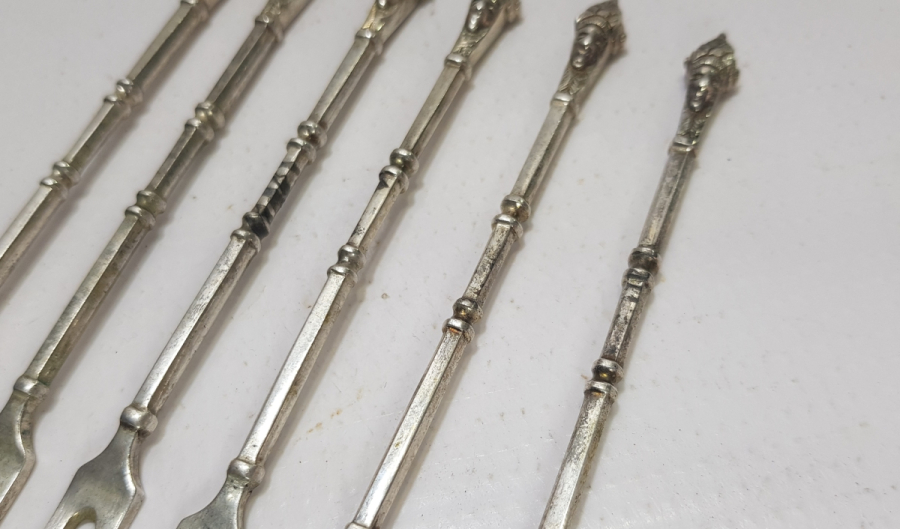 ANTİKA GÜMÜŞ ÇATAL TAKIMI