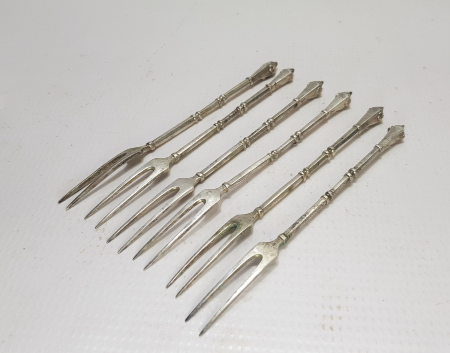 ANTİKA GÜMÜŞ ÇATAL TAKIMI