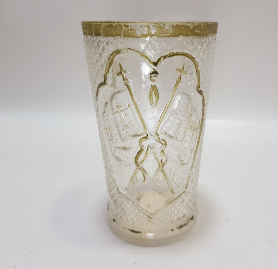 MEŞRUTİYET SANCAĞI FORMUNDA VE RUMCA AFİYET OLSUN EFENDİM YAZILI OSMANLI DÖNEMİ BİLLUR BARDAK