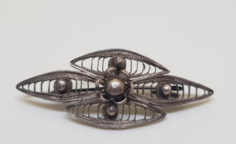 TELKARİ İŞÇİLİKLİ ANTİKA GÜMÜŞ BROŞ