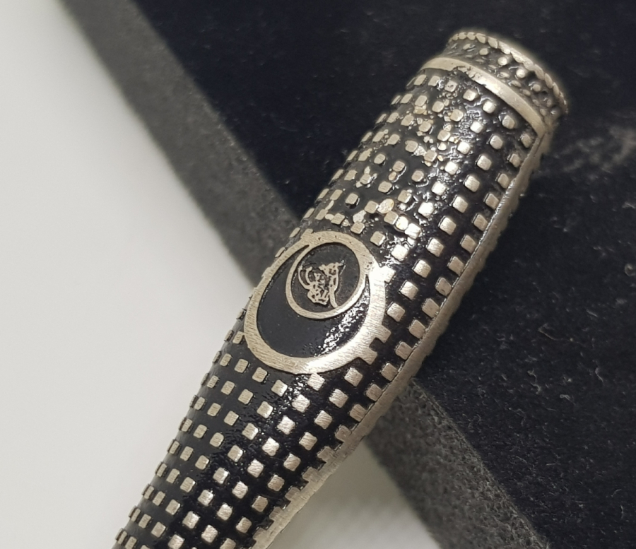 ÜZERİ TUĞRALI ÖZEL YAPIM GÜMÜŞ SİGARA AĞIZLIĞI