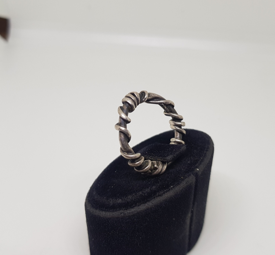 TEL FORMUNDA YAPILMIŞ ÖZEL YAPIM AMERİKAN GÜMÜŞ YÜZÜK