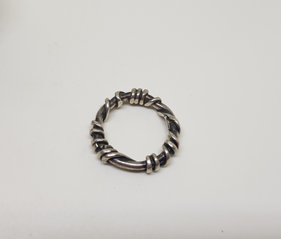 TEL FORMUNDA YAPILMIŞ ÖZEL YAPIM AMERİKAN GÜMÜŞ YÜZÜK