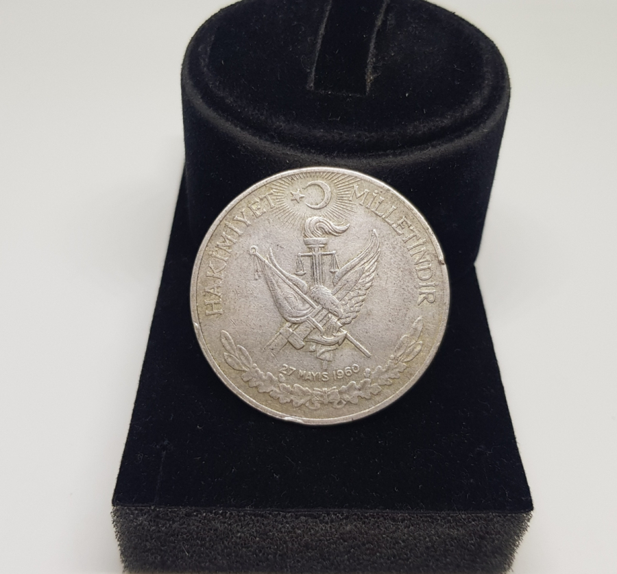 27 MAYIS 1960 HATIRASI ASKERİ DARBE PARASI