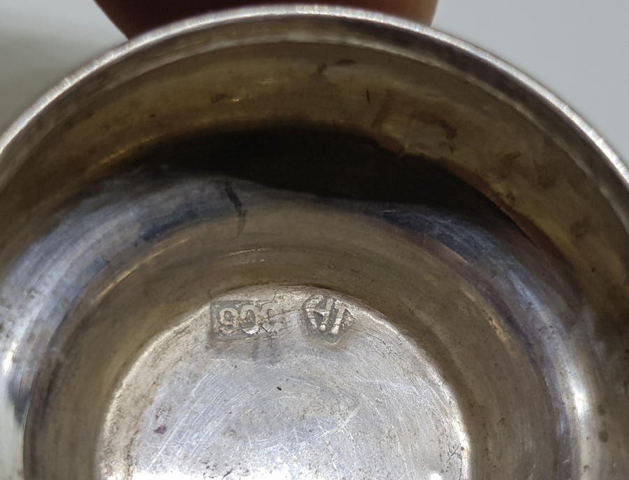 ANTİKA GÜMÜŞ KAPAKLI ENFİYE KUTUSU