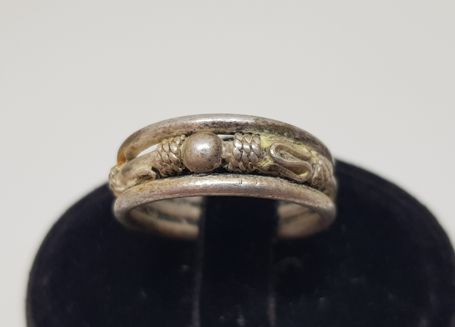 KABARTMA İŞÇİLİKLİ GÜMÜŞ YÜZÜK