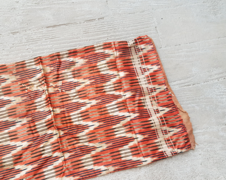 OSMANLI DÖNEMİ HEREKE YAPIMI İPEK YASTIK