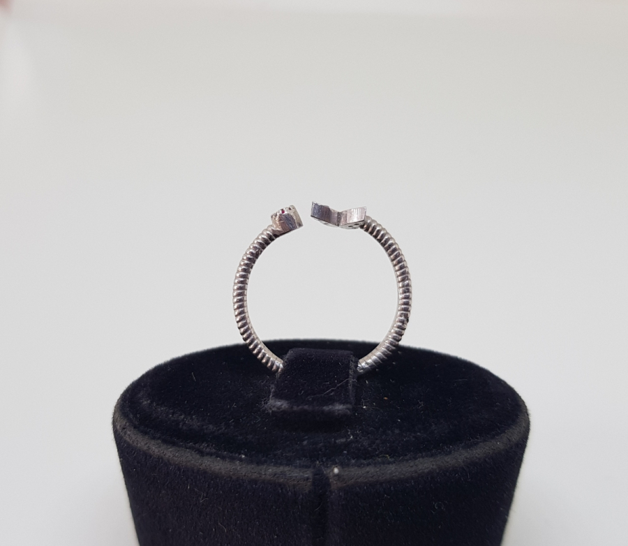 YAKUT VE PIRLANTA TAŞLI ÖZEL YAPIM EKLEM YÜZÜĞÜ