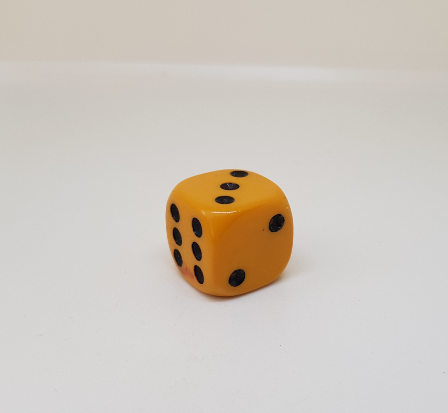 ANTİKA KATALİN ZAR