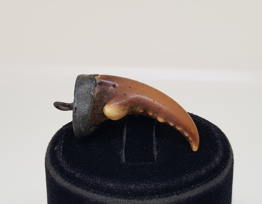 YENGEÇ BACAĞINDAN YAPILMIŞ OSMANLI DÖNEMİ ŞAMANİK DENİZCİ TILSIMI