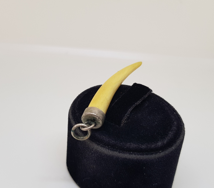 ANTİKA FİLDİŞİ KOLYE