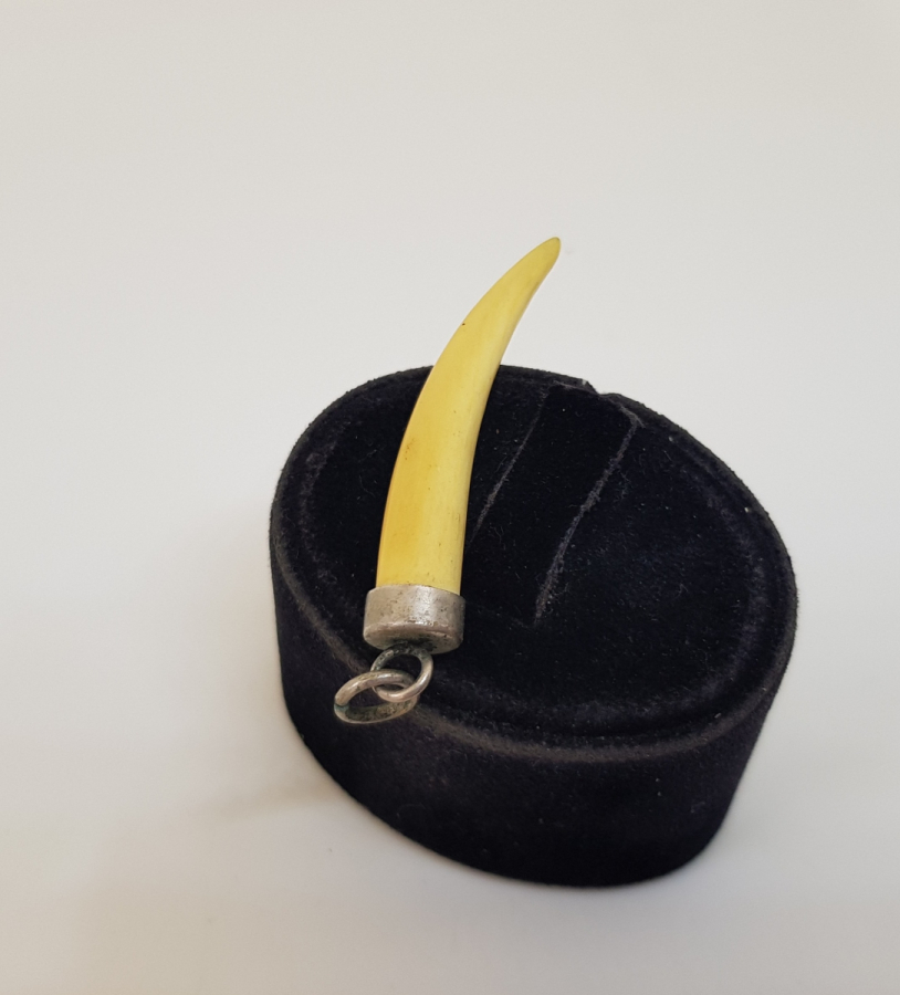 ANTİKA FİLDİŞİ KOLYE