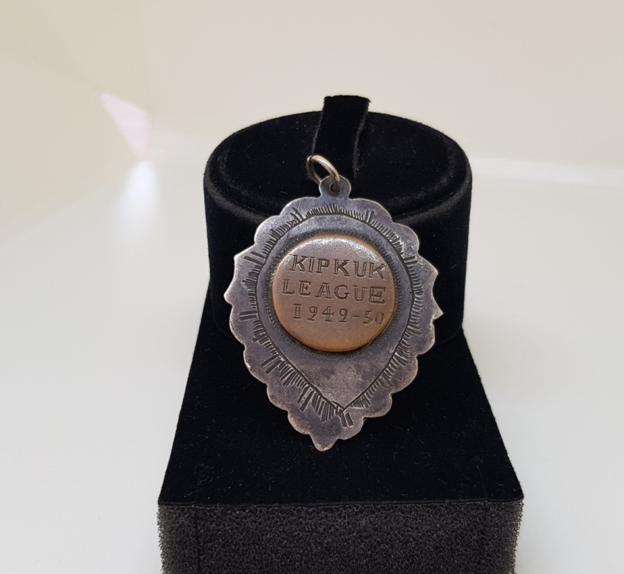 1949-50 SEZONU KIPKUK LİGİ BİRİNCİLİK KOLYESİ
