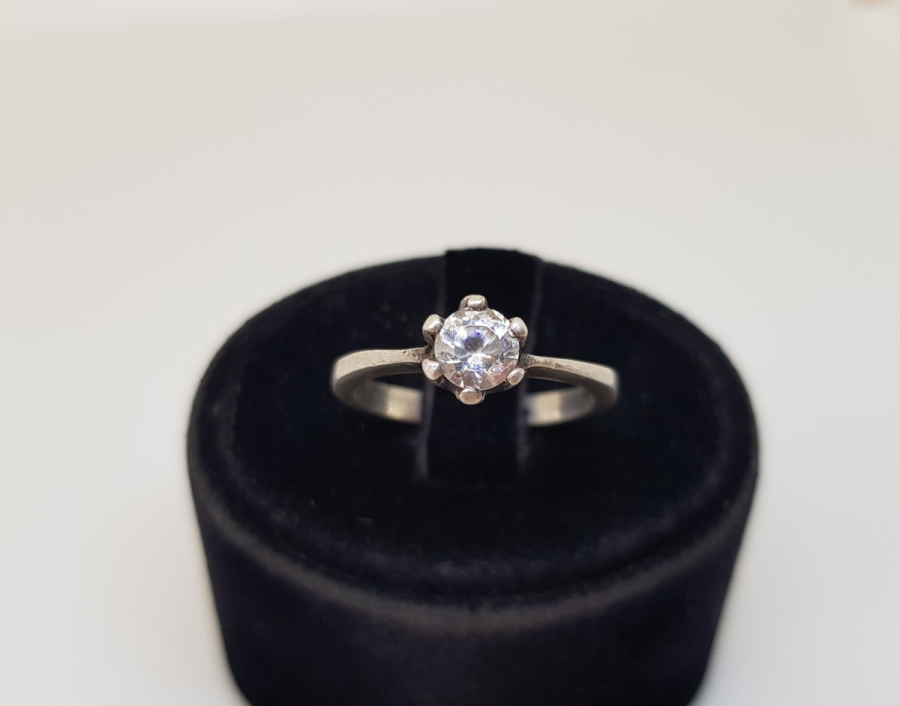 GÜMÜŞ TEK TAŞ YÜZÜK