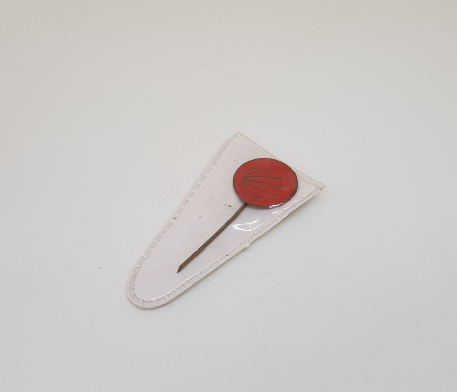 ORİJİNAL KABINDA ANTİKA CHP ROZETİ