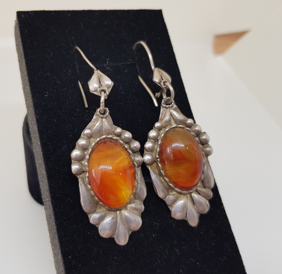 ÖZEL YAPIM BAL AKİK GÜMÜŞ 975 AYAR KÜPE