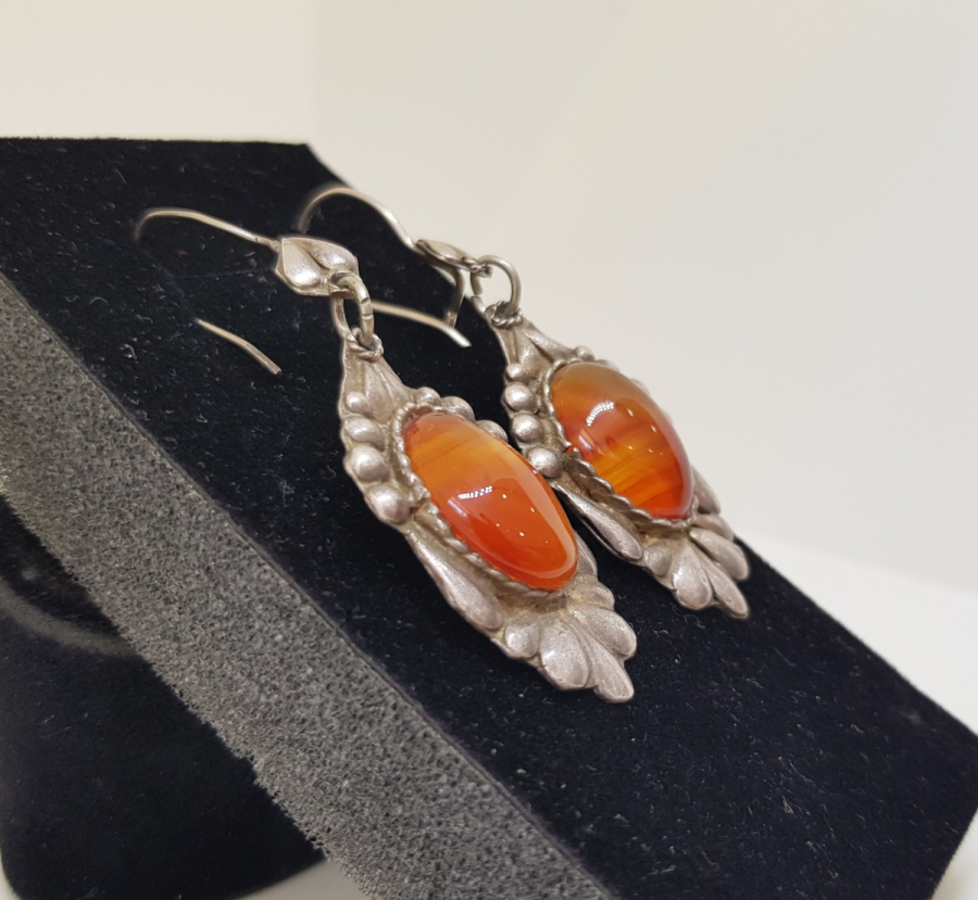 ÖZEL YAPIM BAL AKİK GÜMÜŞ 975 AYAR KÜPE