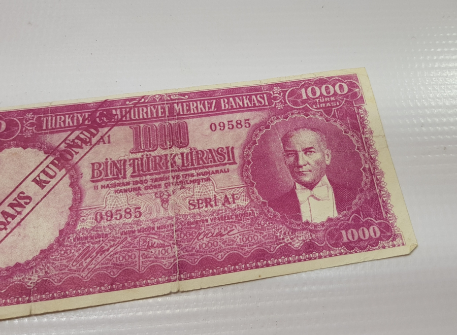 1950-1960LARDAN MOR BİNLİK GÖRSELLİ NADİR İKRAMİYE KUPONU