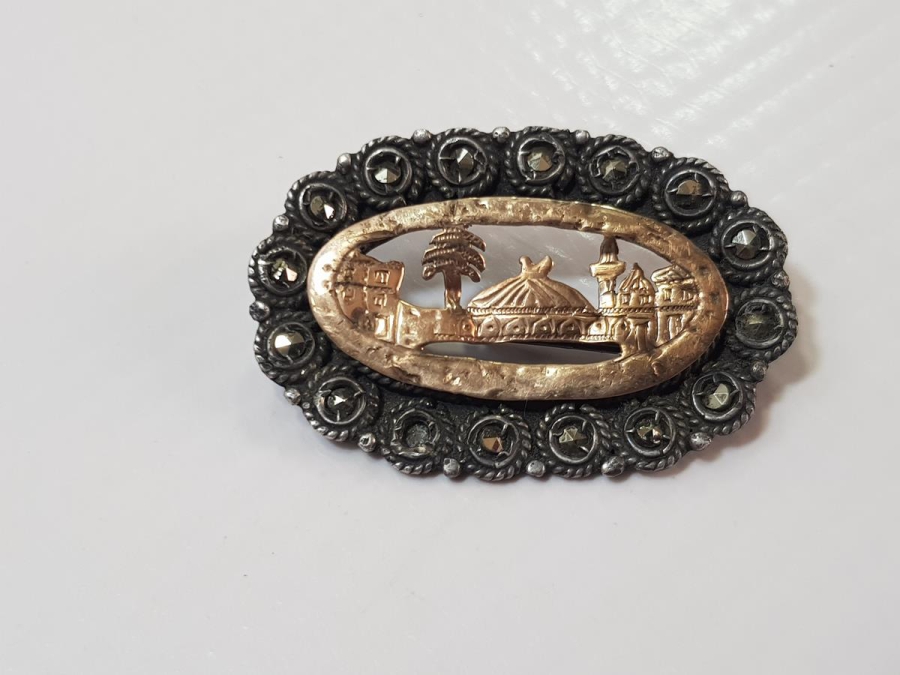 OSMANLI DÖNEMİ GÜMÜŞ VE ALTINDAN MAMÜL MESCİDİ NEBİ RESİMLİ BROŞ