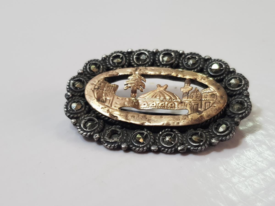 OSMANLI DÖNEMİ GÜMÜŞ VE ALTINDAN MAMÜL MESCİDİ NEBİ RESİMLİ BROŞ