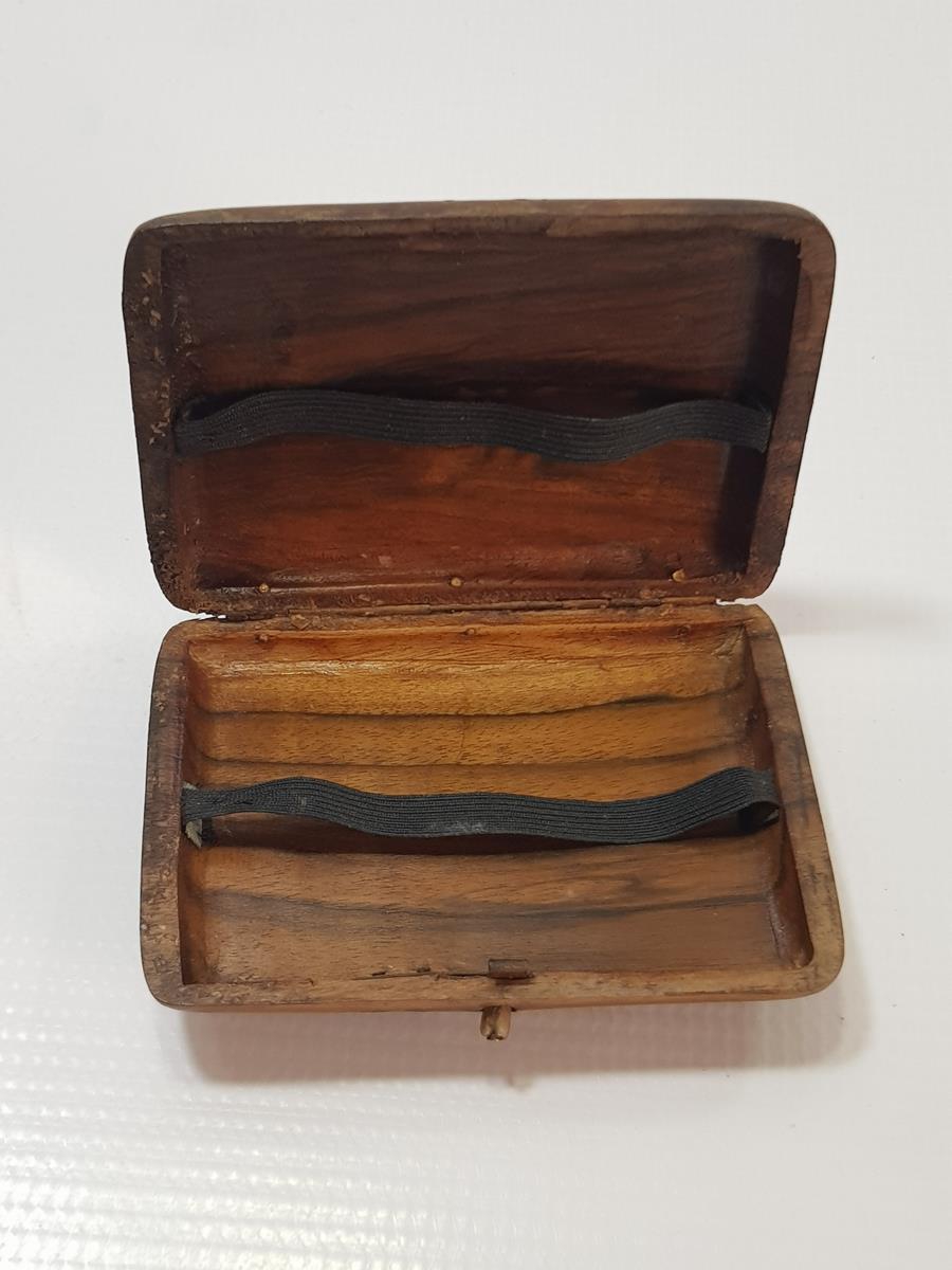 CUMHURİYET İLK DÖNEM SİNOP CEZAEVİ İŞİ KURT RESİMLİ SİGARA TABAKASI