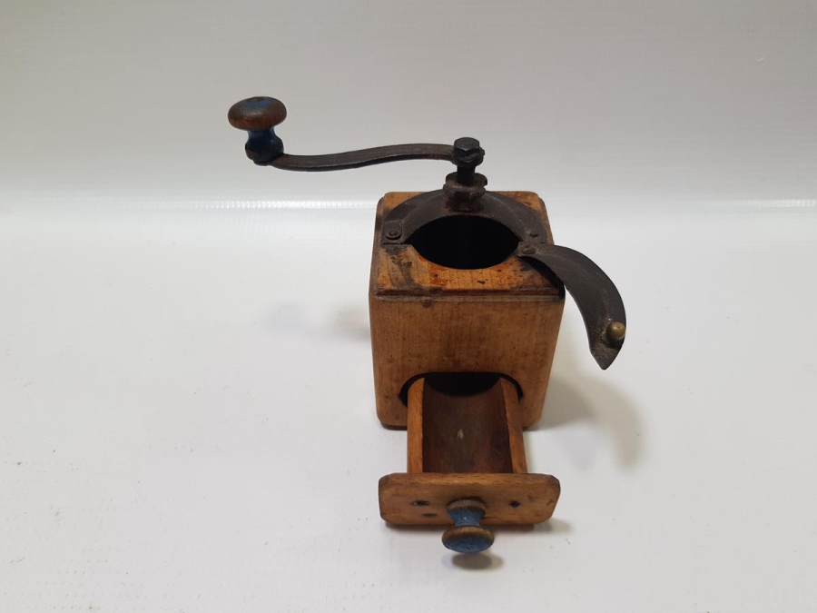 ANTİKA MİNİ KAHVE DEĞİRMENİ