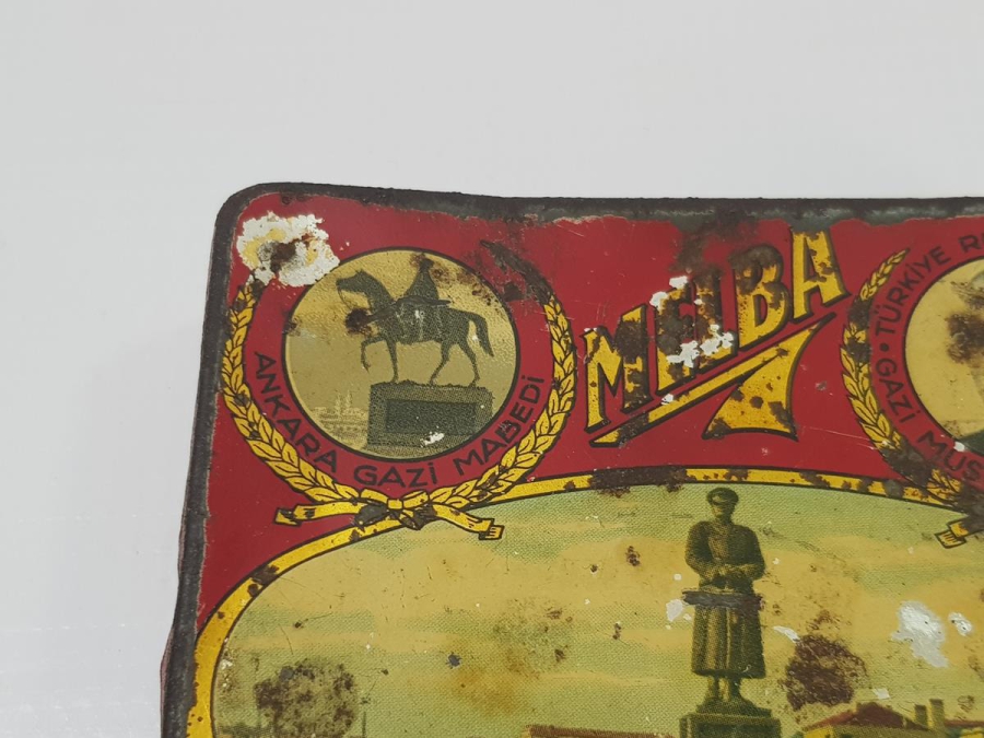 ATATÜRK RESİMLİ MELBA ÇİKOLATA KUTUSU