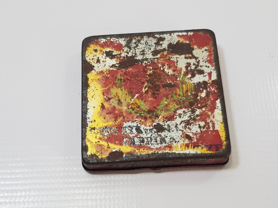 ATATÜRK RESİMLİ MELBA ÇİKOLATA KUTUSU