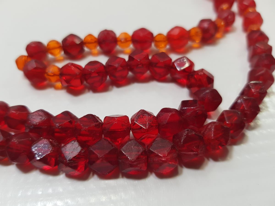 OSMANLI DÖNEMİ BEYKOZ CAM GERDANLIK