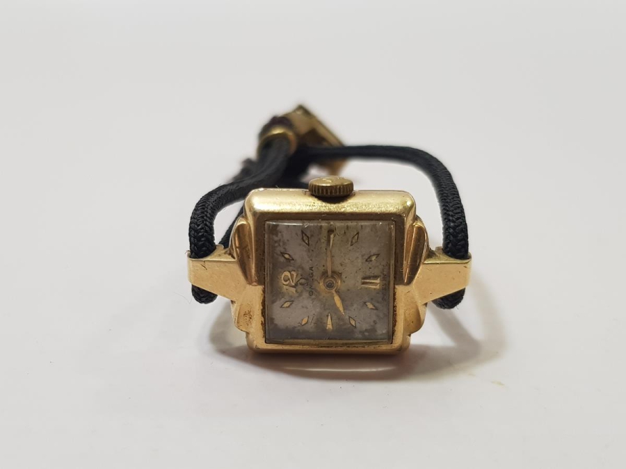 ALTIN KAPLAMA OMEGA KOL SAATİ