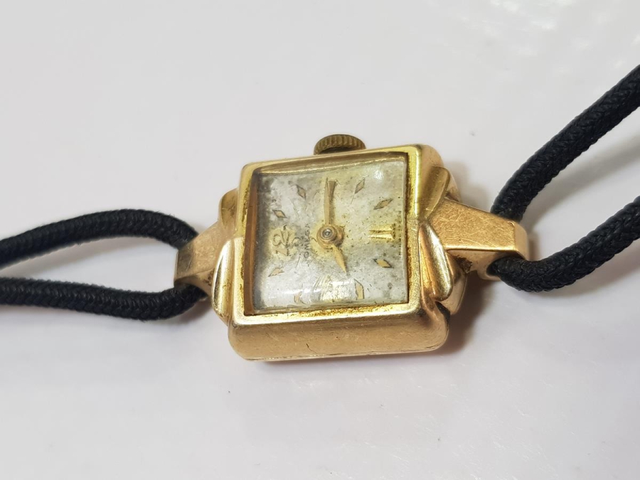 ALTIN KAPLAMA OMEGA KOL SAATİ