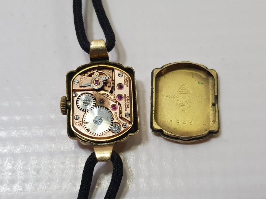 ALTIN KAPLAMA OMEGA KOL SAATİ