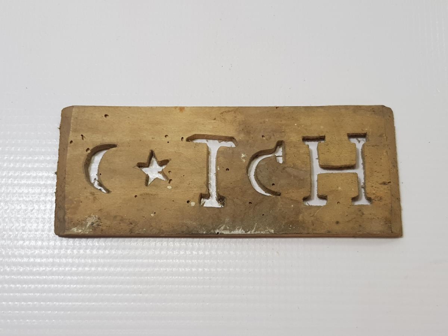 AY YILDIZLI VE T.C.H. YAZILI AHŞAP BASKI BOYA KALIBI