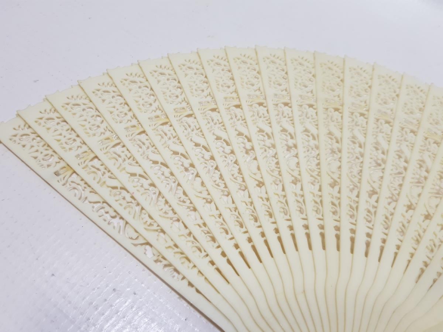 ANTİKA BAKALİT YELPAZE