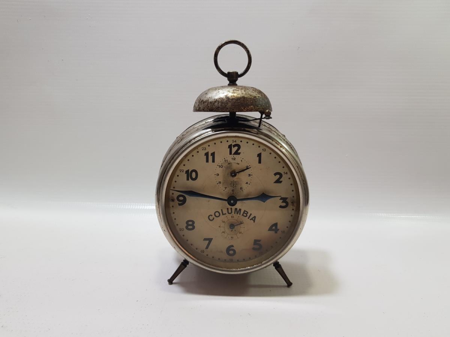 ANTİKA KUTUSUYLA BİRLİKTE COLUMBİA MASA SAATİ