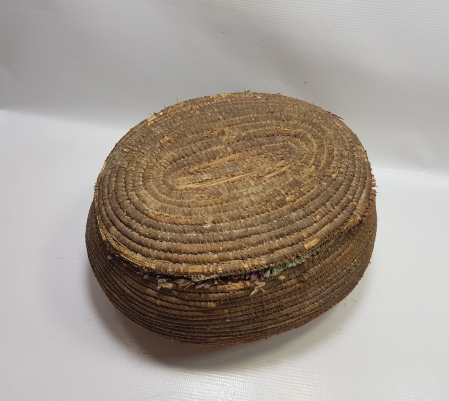 OSMANLI DÖNEMİ HURMA YAPRAĞINDAN YAPILMIŞ HİCAZ İŞİ NADİR KAPAKLI HURMA ZEMBİLİ