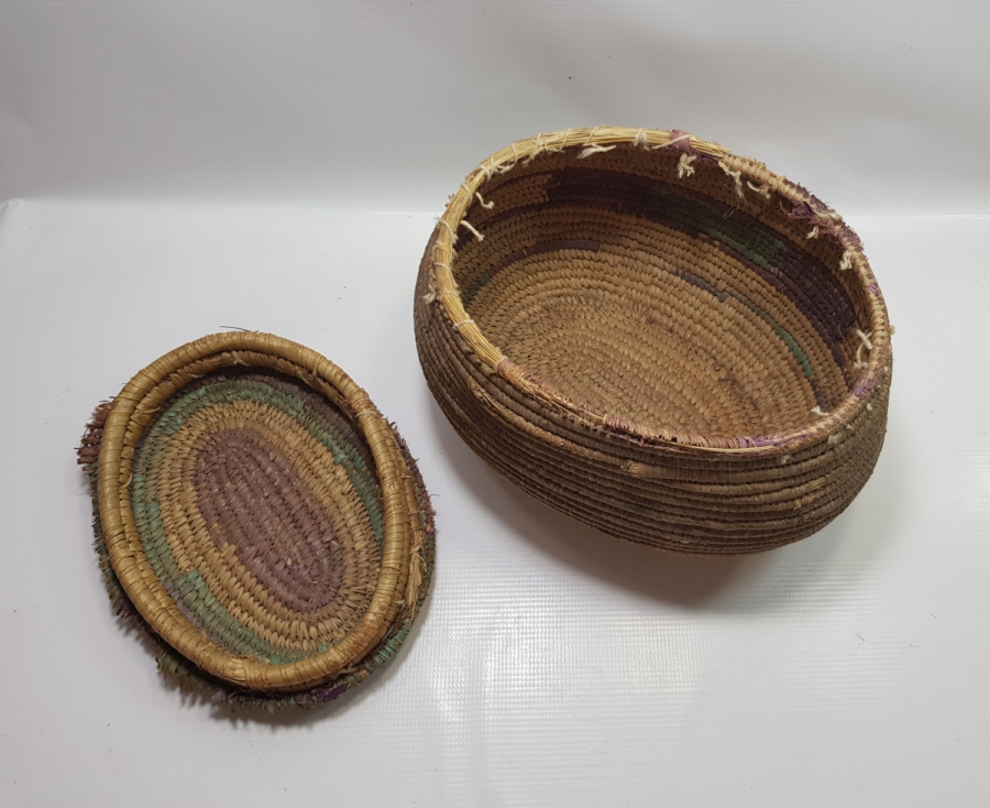 OSMANLI DÖNEMİ HURMA YAPRAĞINDAN YAPILMIŞ HİCAZ İŞİ NADİR KAPAKLI HURMA ZEMBİLİ