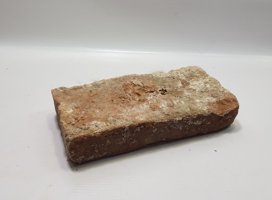 OSMANLI DÖNEMİ RUMCA YAZILI TUĞLA