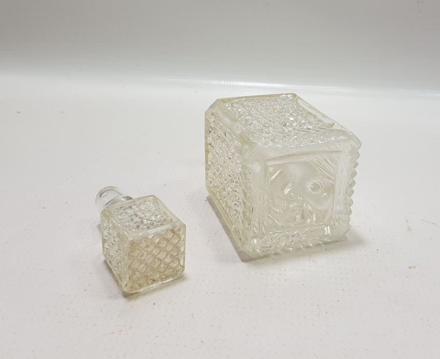 ANTİKA FRANSIZ PARFÜM ŞİŞESİ