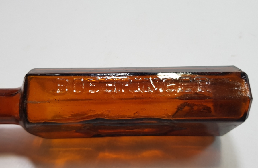 TIP TARİHİ: ANTİKA İLAÇ ŞİŞESİ