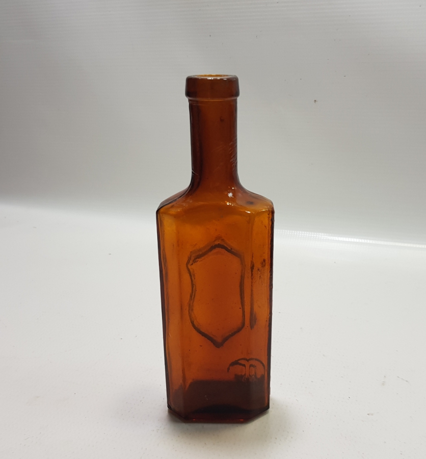 TIP TARİHİ: ANTİKA İLAÇ ŞİŞESİ